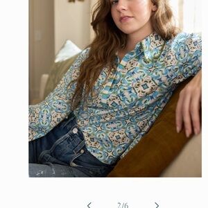 Brooks Ave Scalloped Long Sleeve Blouse - English Tile